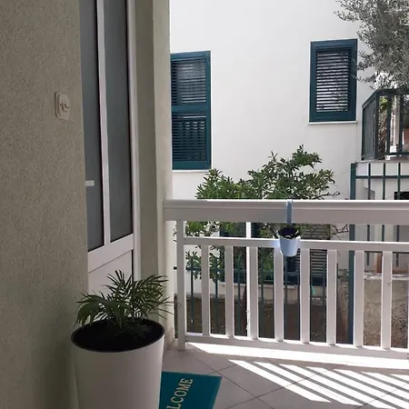 Appartamento Lezenic Dada *