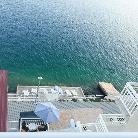 Lezenic Dada Appartement *