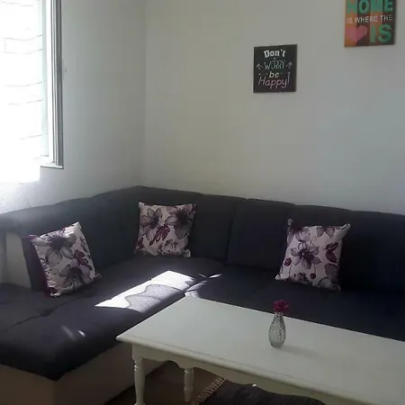 Appartamento Lezenic Dada