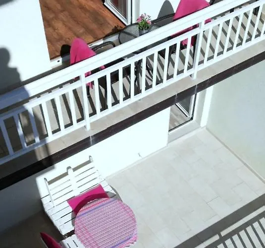 Apartamento Lezenic Dada