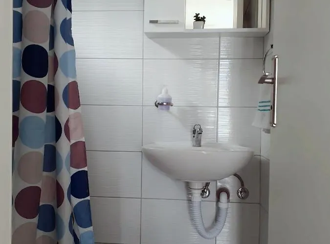 Lezenic Dada Apartamento *