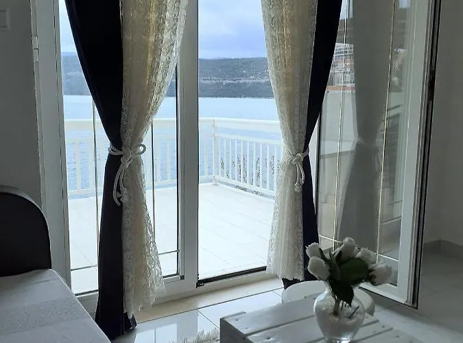 Lezenic Dada Apartamento *