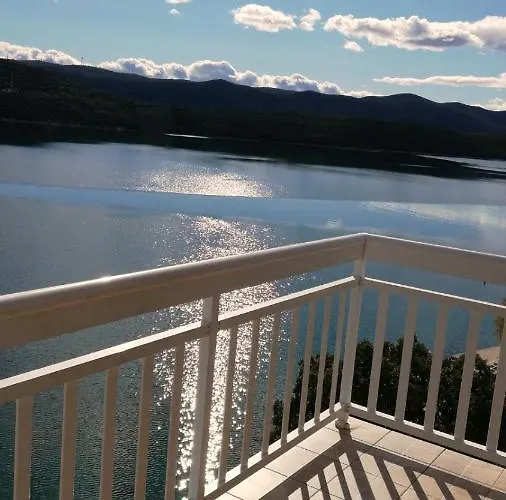 Lezenic Dada Apartamento Neum