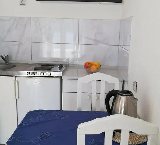 Apartamento Lezenic Dada