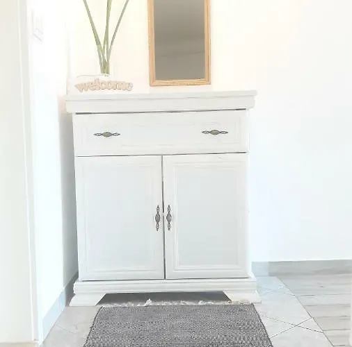 Lezenic Dada Apartamento *