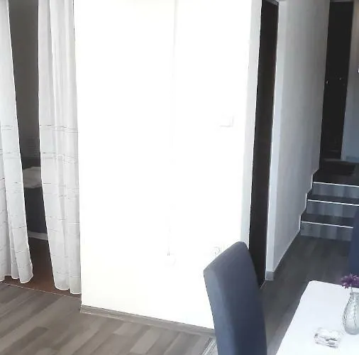 Lezenic Dada Apartamento Neum