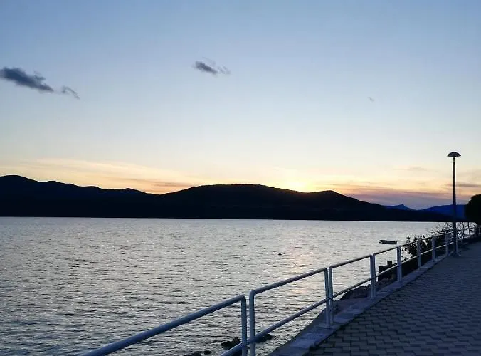 Lezenic Dada Apartamento Neum